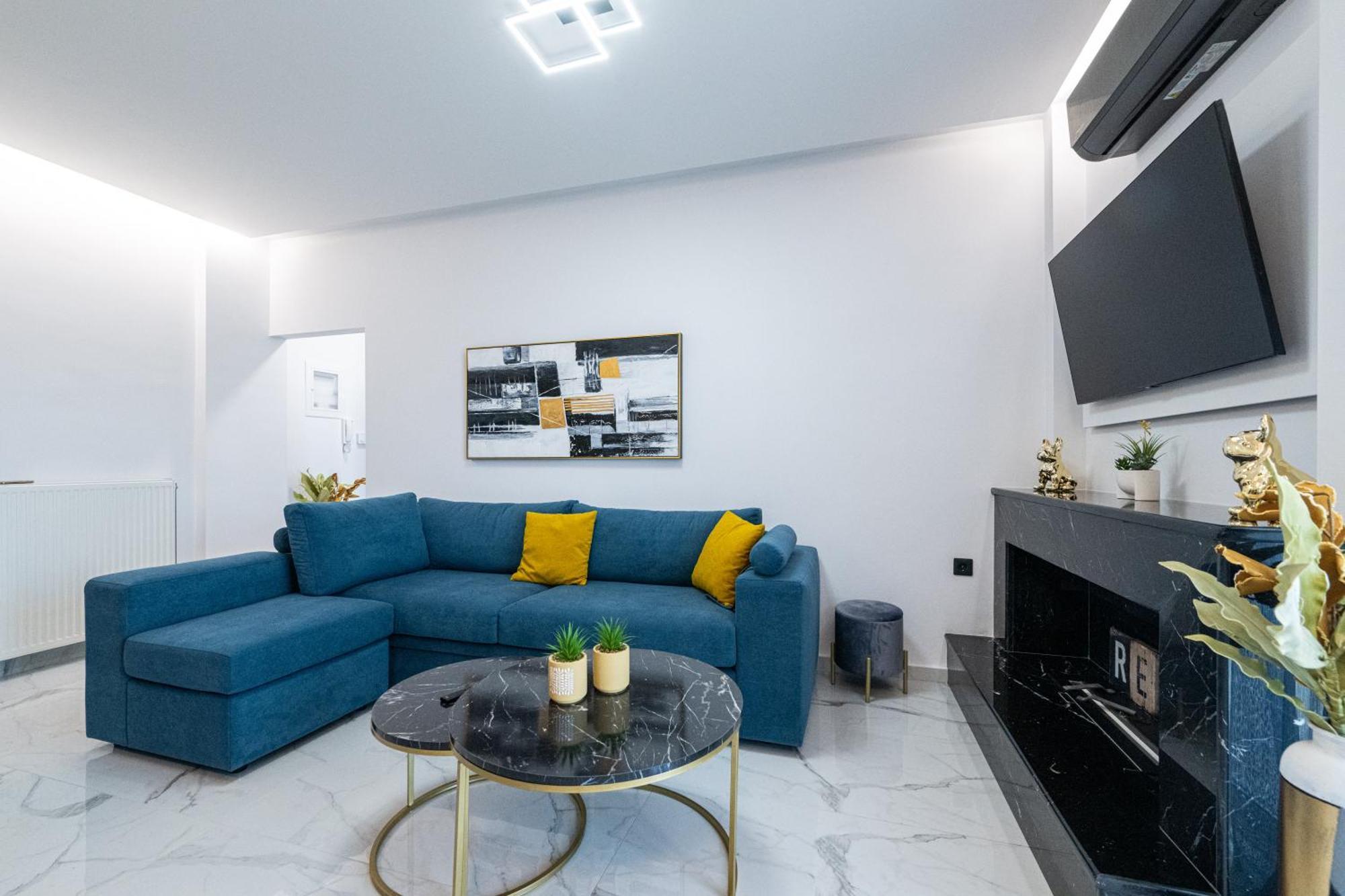Laskaris Luxury Apartment Каламата Экстерьер фото